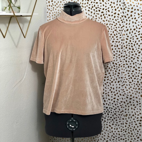 Madewell Women’s Velvety Mock-neck Top in Peach Pink - Picture 5 of 8